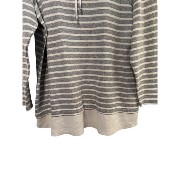 D&Co Active Gray & White Striped Cowl Neck Pullover Top Women's Size 1x - Picture 4 of 6